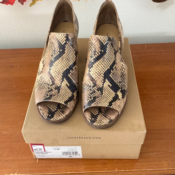 Lucky Brand Shoes - 🎉SOLD🎉